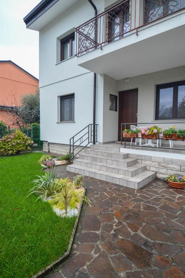 מונפלקונה Casa Vacanze Nonno Asterio מראה חיצוני תמונה